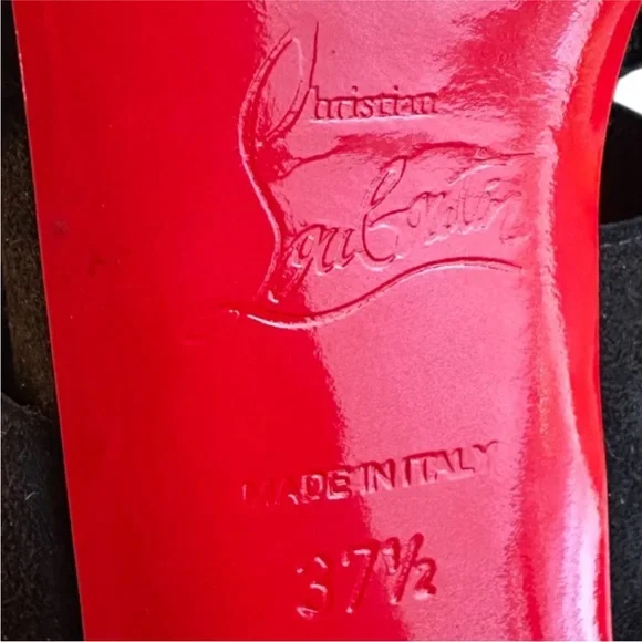 Christian Louboutin Belfeconica Flame
accent suede boots RETAIL 1695 - Picture 8 of 8